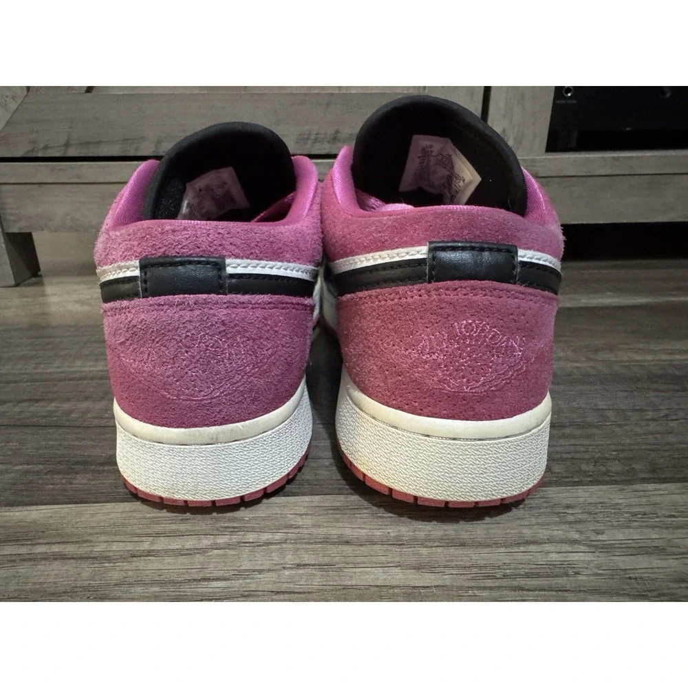 Nike Air Jordan 1‎ Low Black Active Fuchsia GS CT1564-005 Youth Size 6.5y